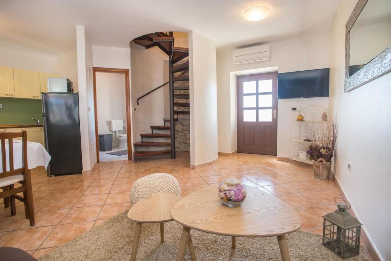 Apartment Nini Poreč Kültér fotó